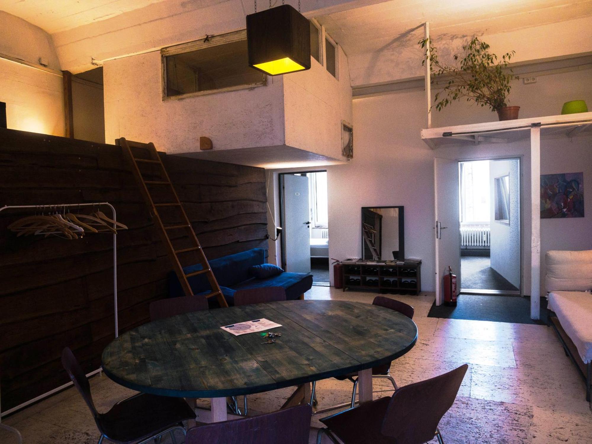 Апартаменты Einzigartiges 140Qm Loft - Party Ist Erlaubt! Берлин Экстерьер фото